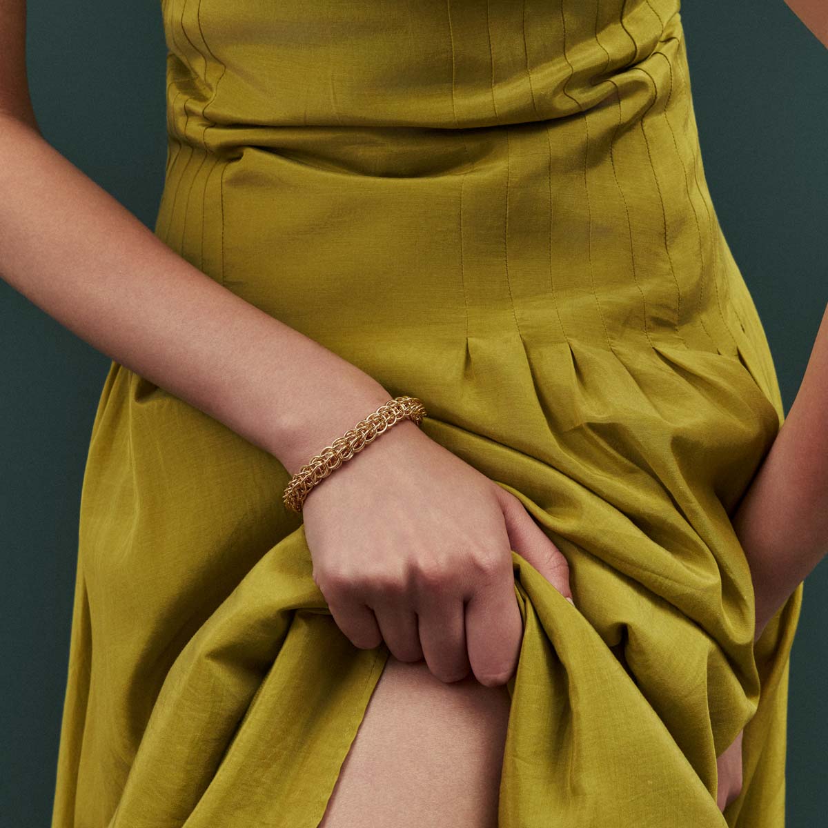 Flexible Textured Bracelet – 18K Gold Plated