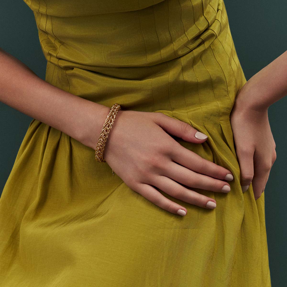 Flexible Textured Bracelet – 18K Gold Plated