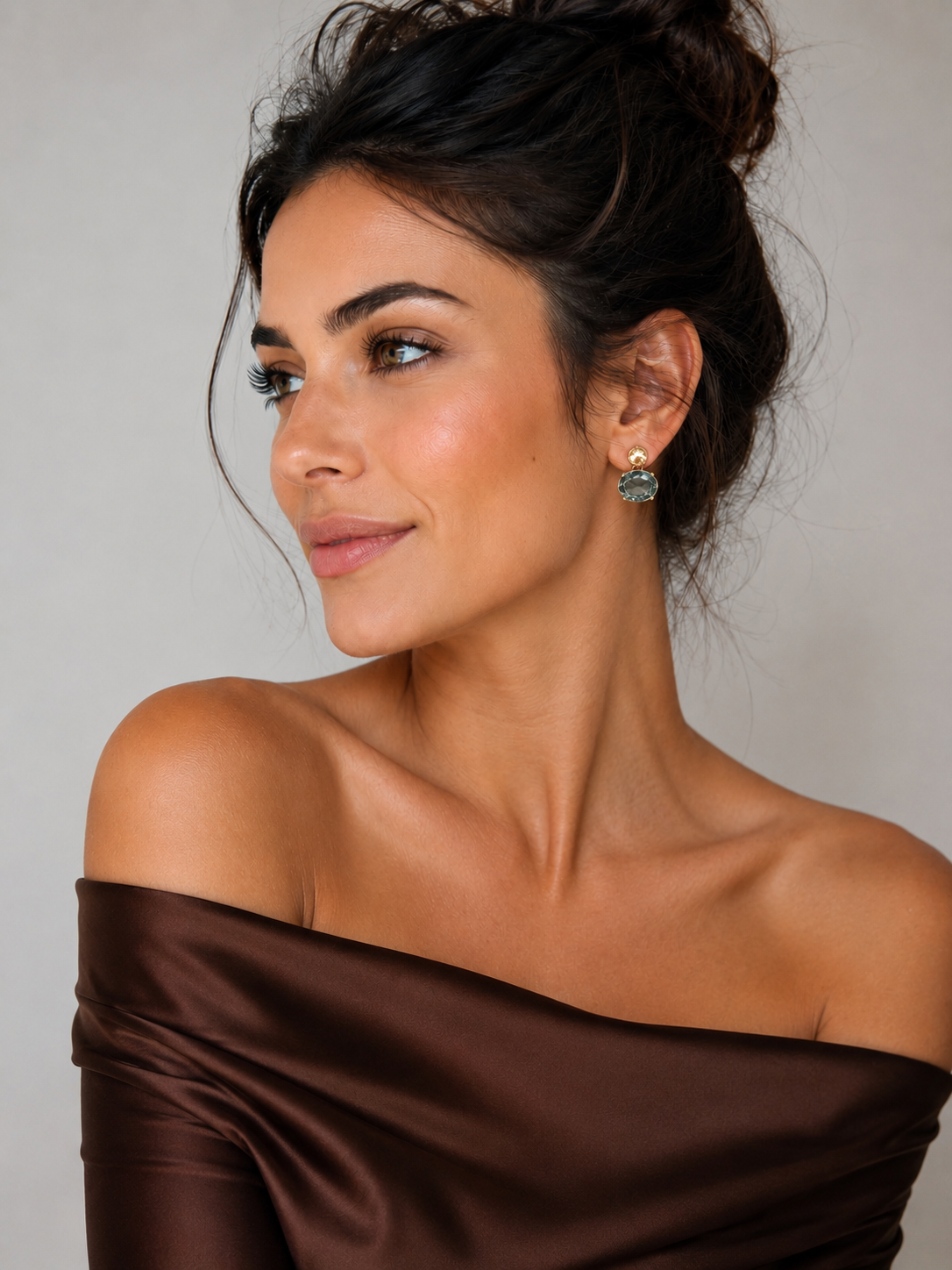 Contrast Stone Drop Earrings