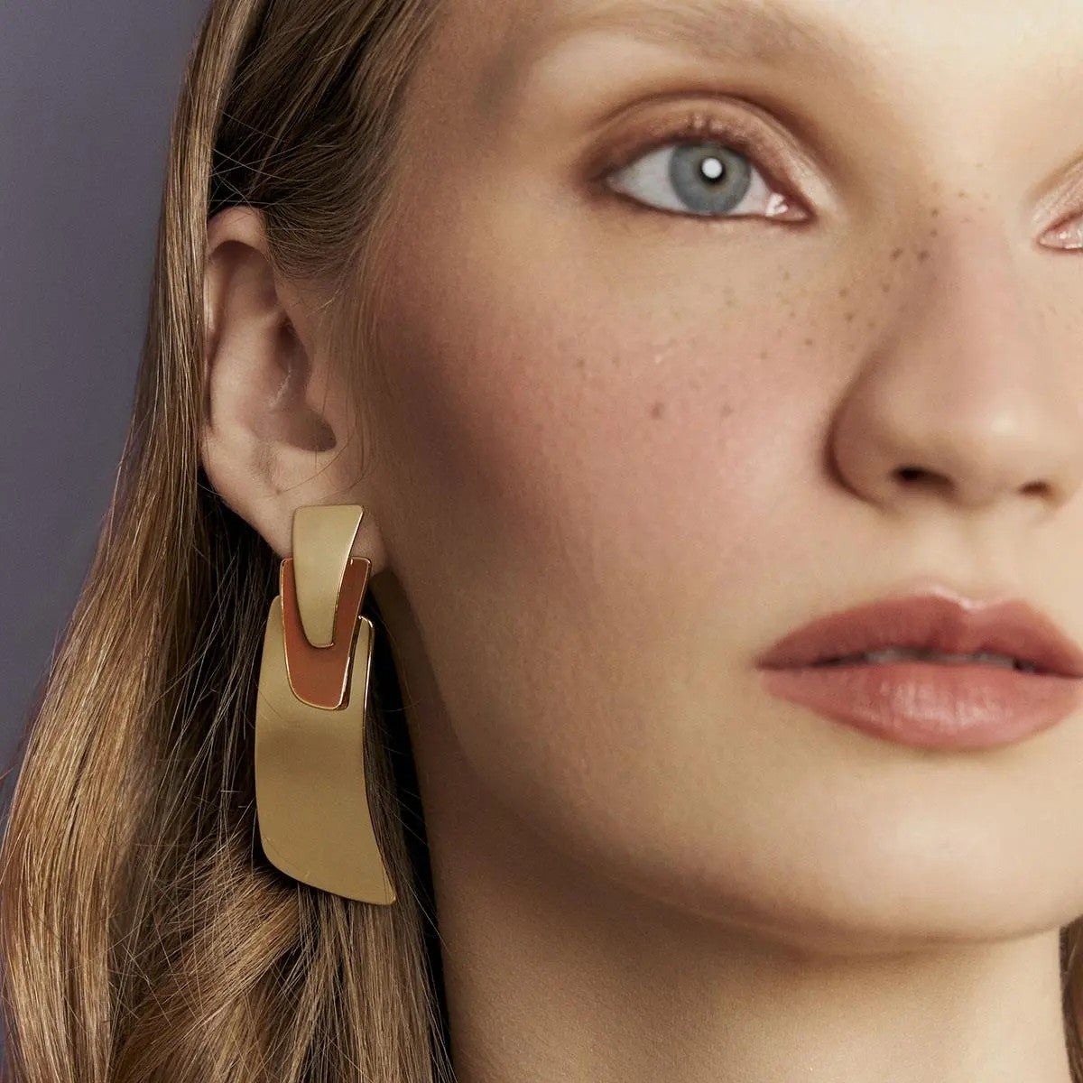 Curved Rectangle Enamel Earrings – Gold-Plated