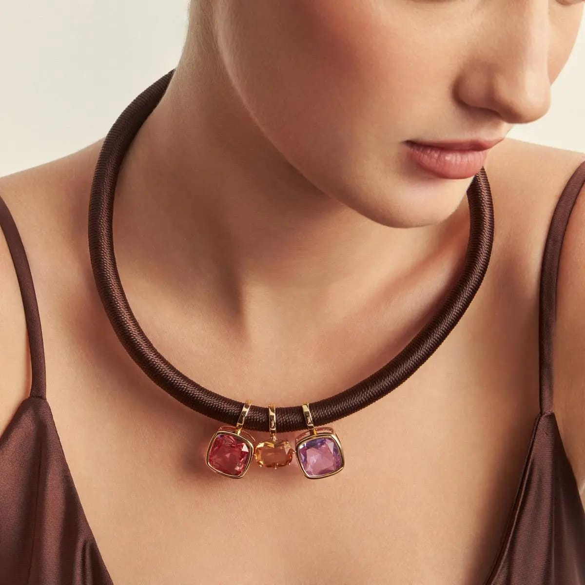 Pendant with a square crystal clasp - Transparent