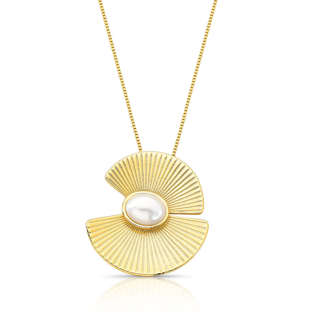Textured Curved Pendant Necklace With Shell Pearl